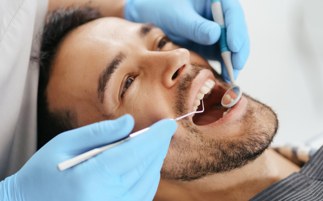 Pulizia dentale: quante volte all’anno è davvero necessaria?